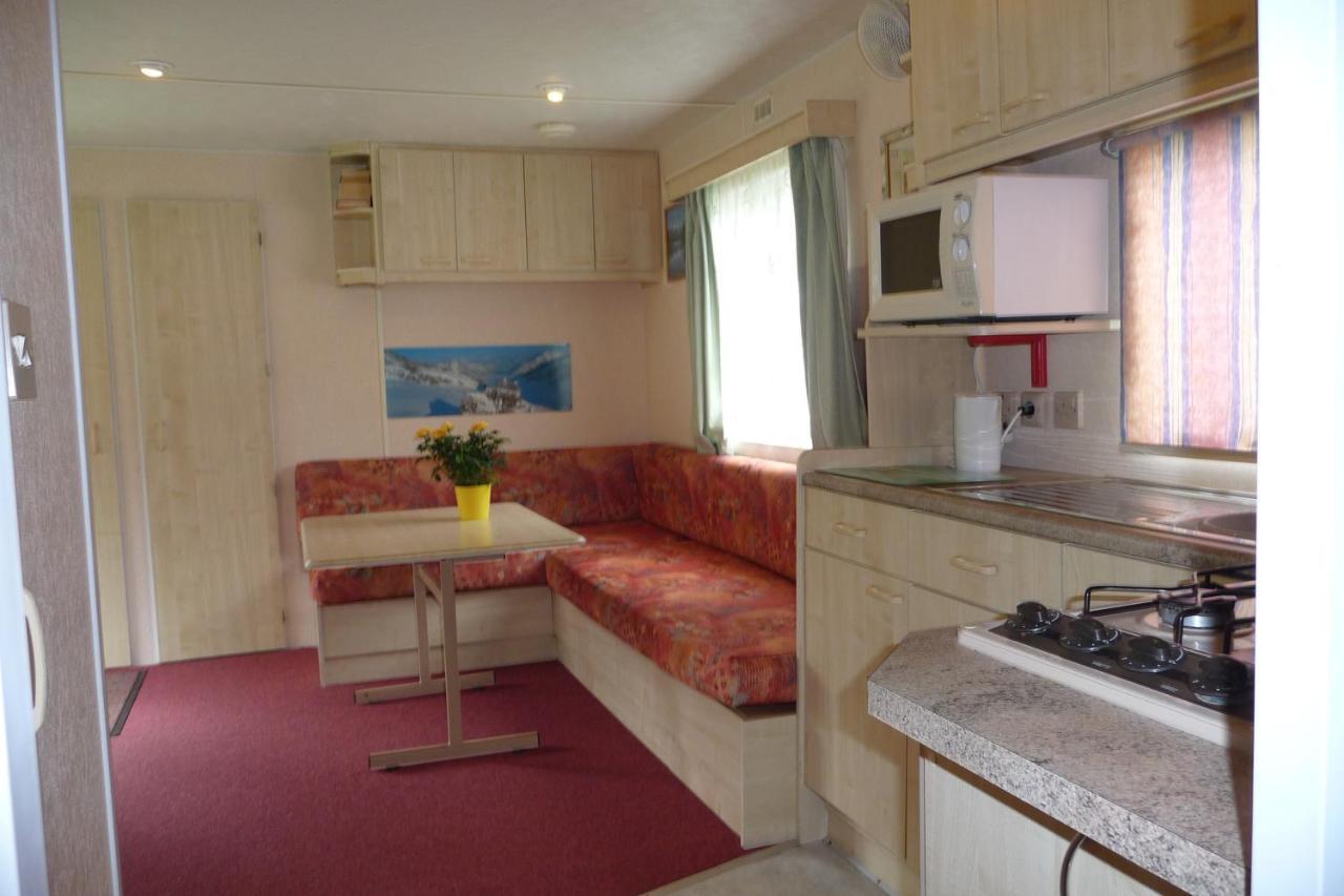 Сasa de vacaciones Altogold Swiss Holidays At Manor Farm 5* Entrelagos